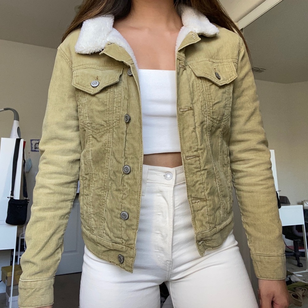 BRANDY MELVILLE CORDUROY SHERPA JACKET